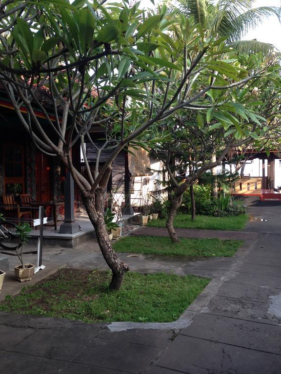Gede Homestay Lovina  Exterior photo
